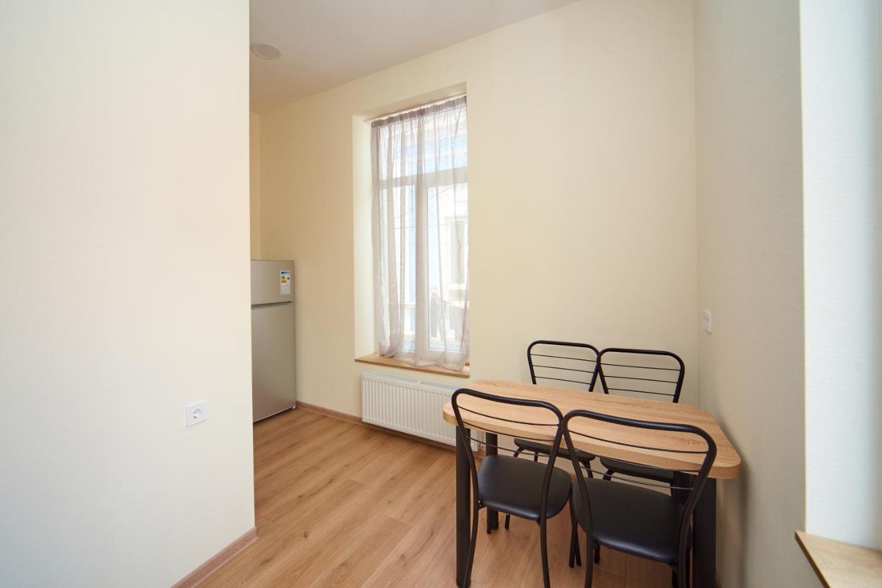 Апартаменты 2Bdrm Apart In Ctcntr Тбилиси Экстерьер фото